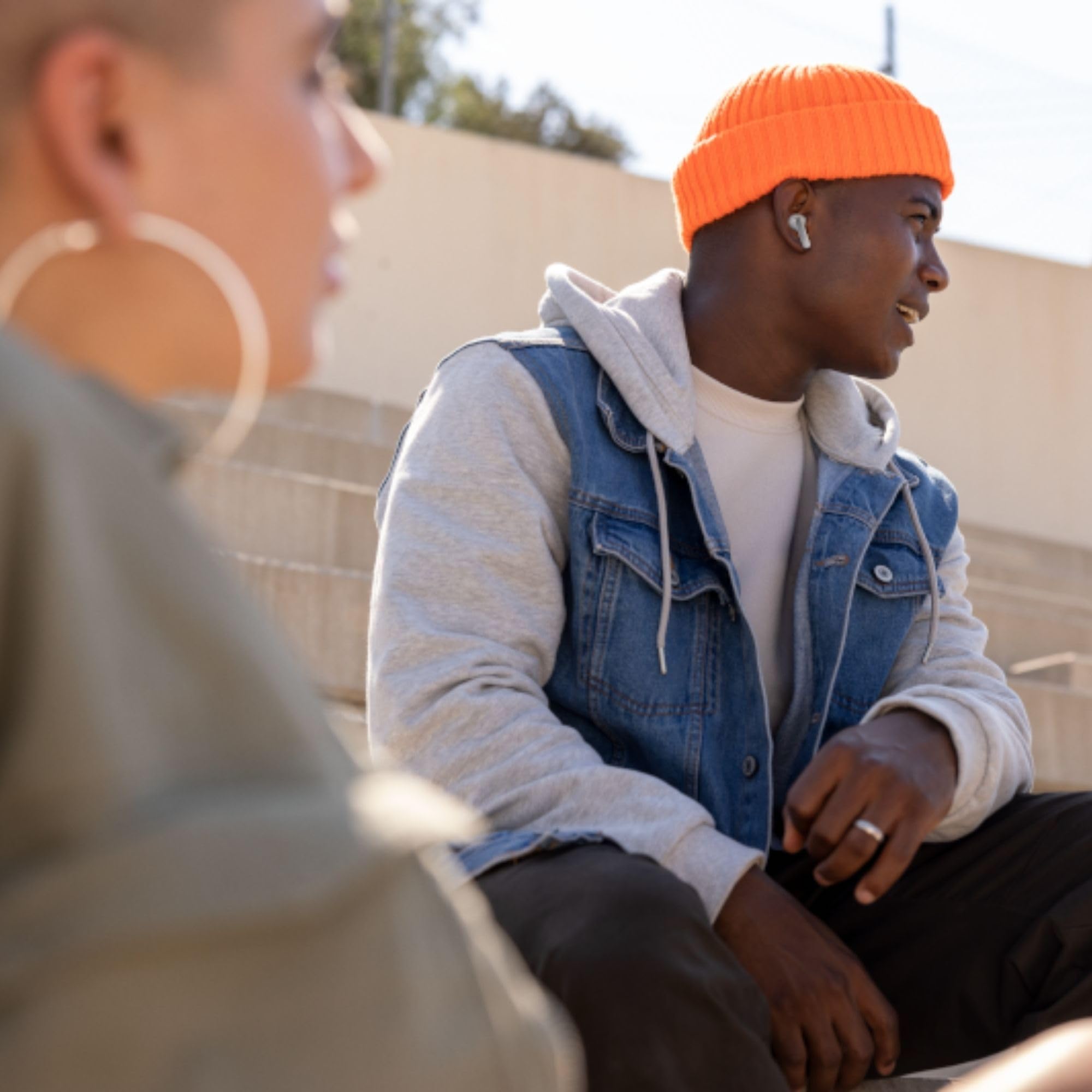 JBL Live Pro 2 - True Wireless Noise Cancelling Earbuds, up to 40 Hours of Playback with Wireless Charging, 6 mics for Perfect Calls, Touch &amp; Voice Control, IPX5 Water Resistant (Black) thumbnail 3